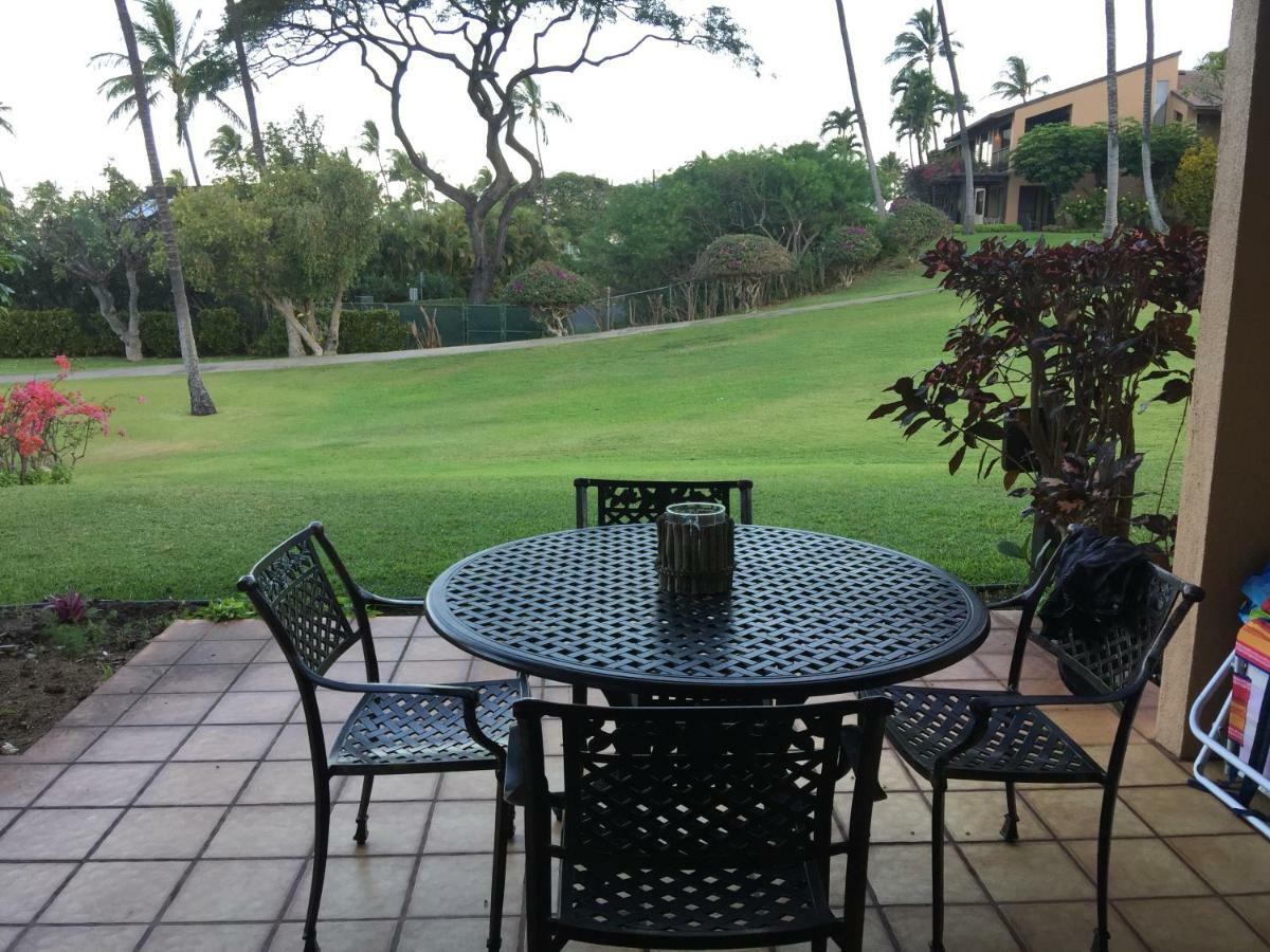 9B Ekahi Village-Studio Bath, Garden View - 1 Minute Stroll To Beach! Wailea  Exterior photo